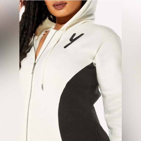 NWT Yitty On My Ivories ,Major Label Pocket hooded Onesie |Size XL - Picture 3 of 5